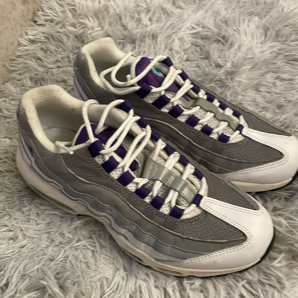 Air Max 95 Purple, grey and white. Womens 9